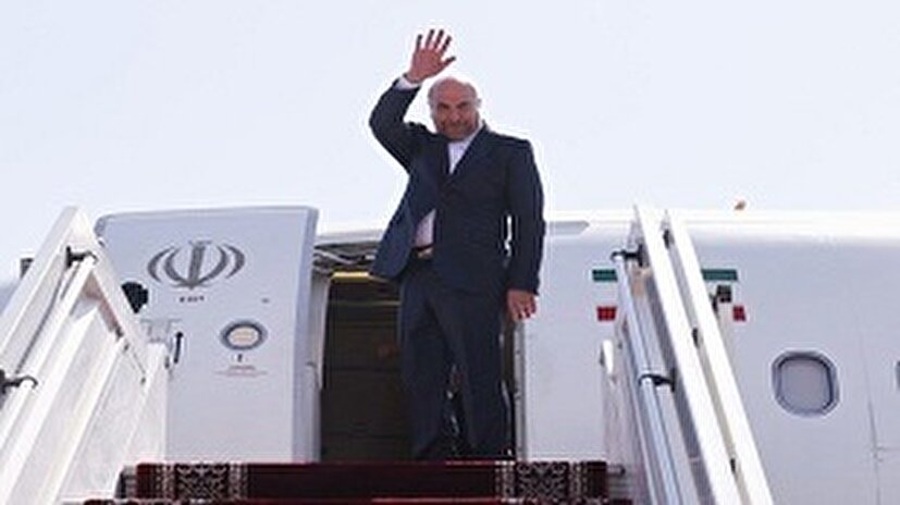 دکتر قالیباف فرودگاه کلاله را به مقصد تهران ترک کرد