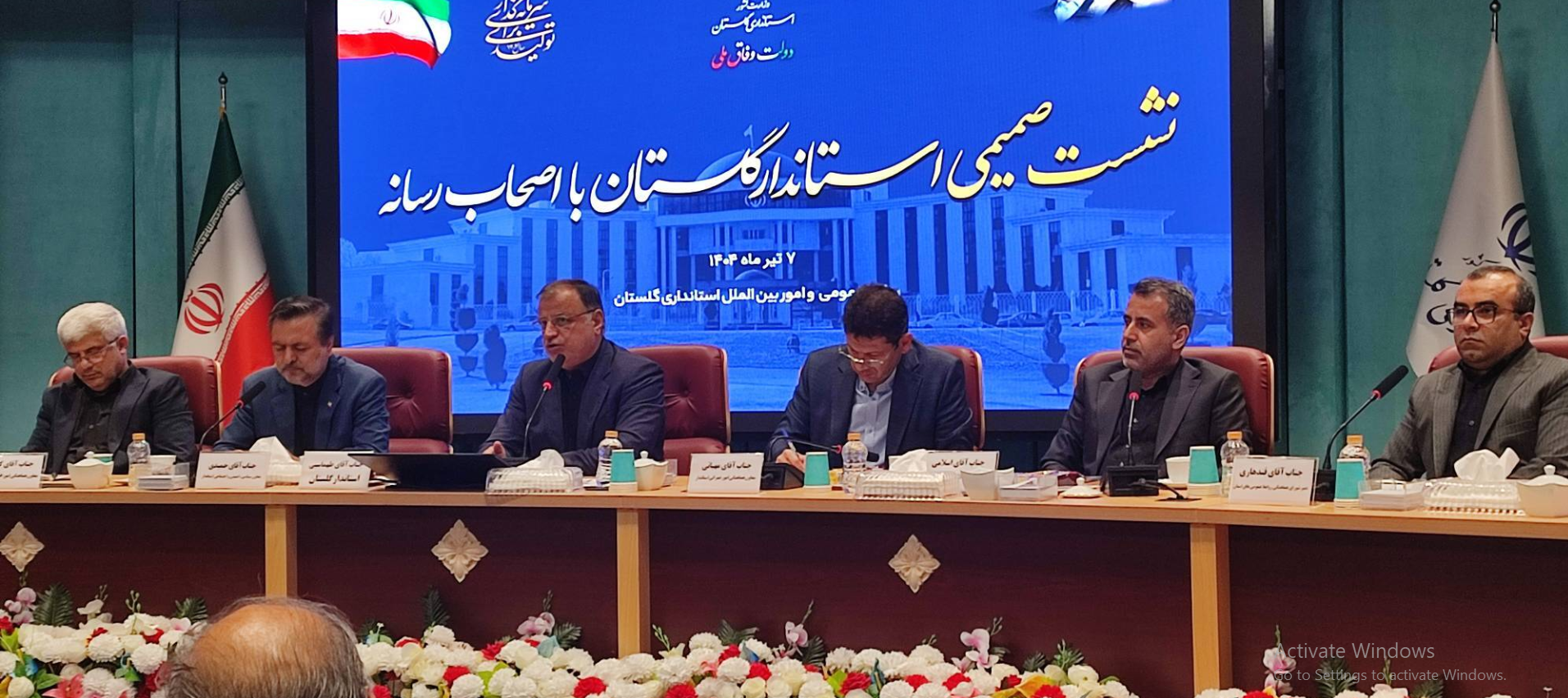پیروزی در برابر دشمن حاصل تدبیر رهبری و انسجام ملی بود