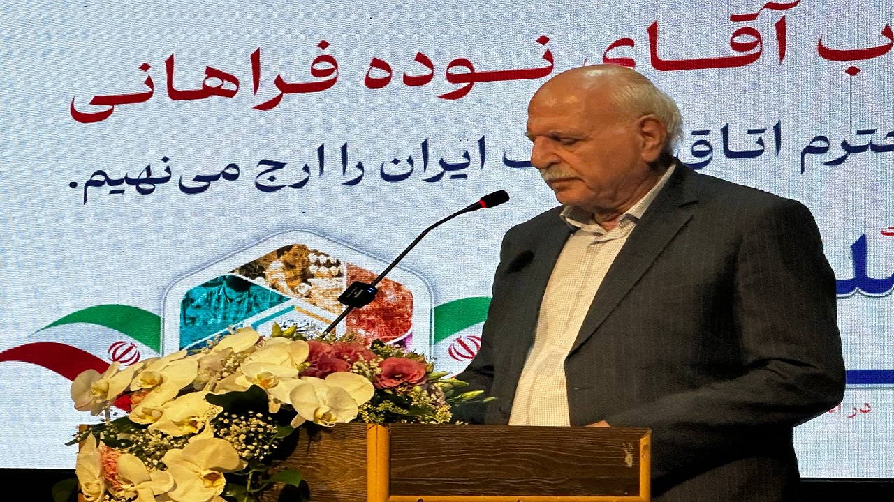 اصناف می توانند کاغذ مورد نیاز کشور را تامین کنند