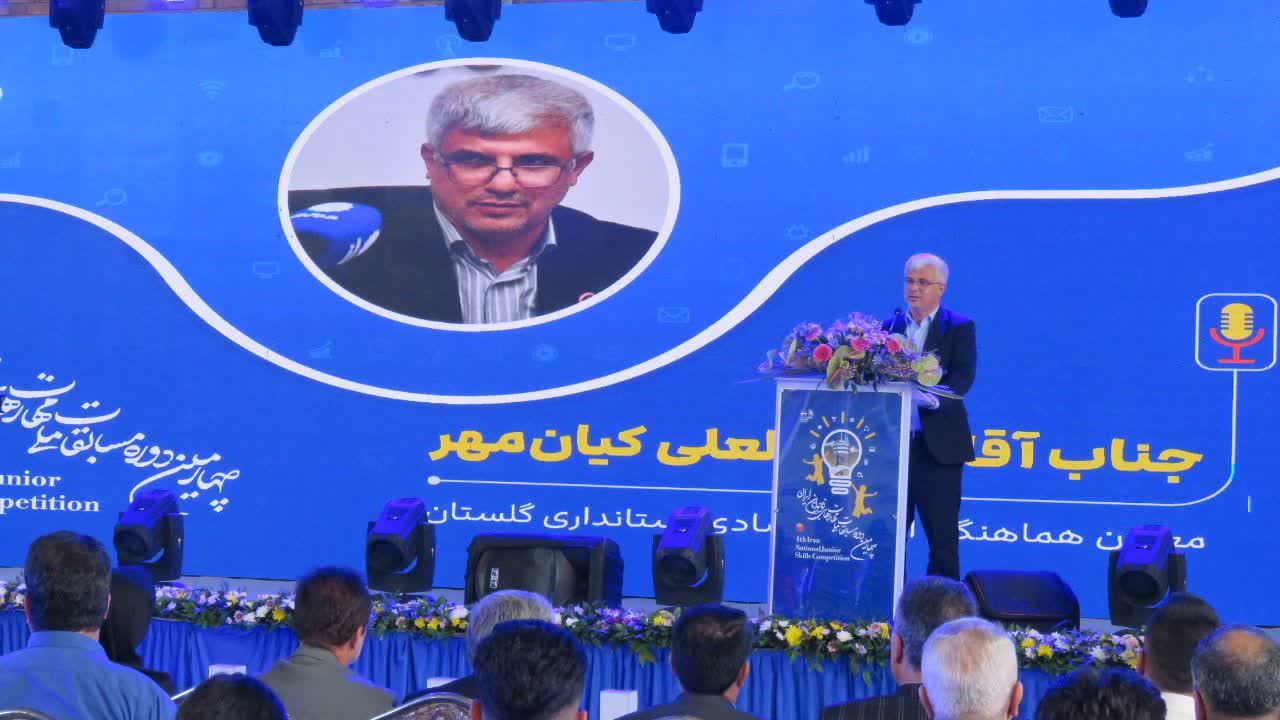 مسیر توسعه کشور از مهارت‌آموزی می‌گذرد؛ جوانان ماهر، سرمایه اصلی آینده ایران هستند