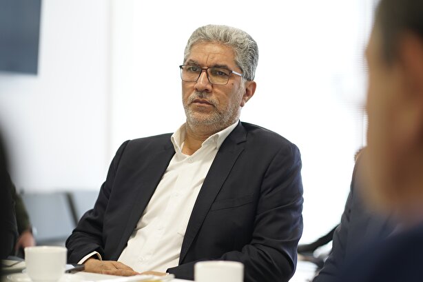 ورود بانک دی به حوزه انرژی خورشیدی گامی مهم برای اشتغال و تولید است